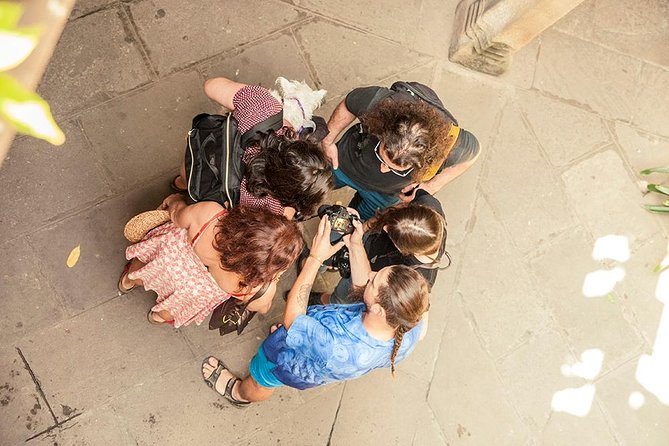 Private Photography Walking Tour With a Local - Inclusions and Pricing