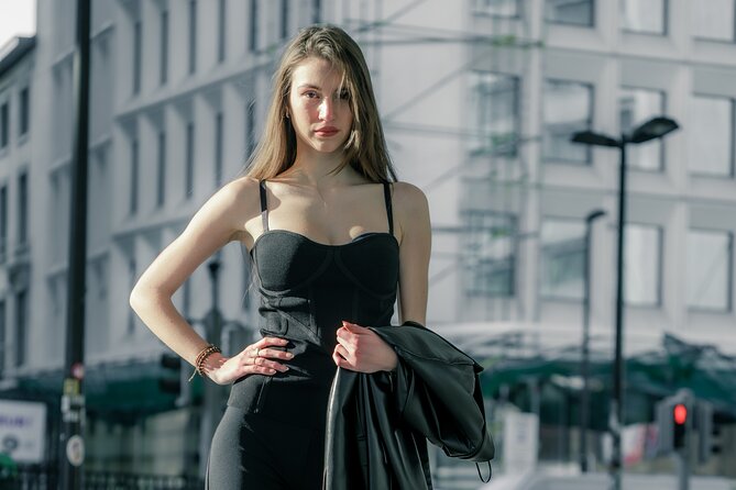 Private Photoshoot in Brussels With a Pro - Accessibility and Participation