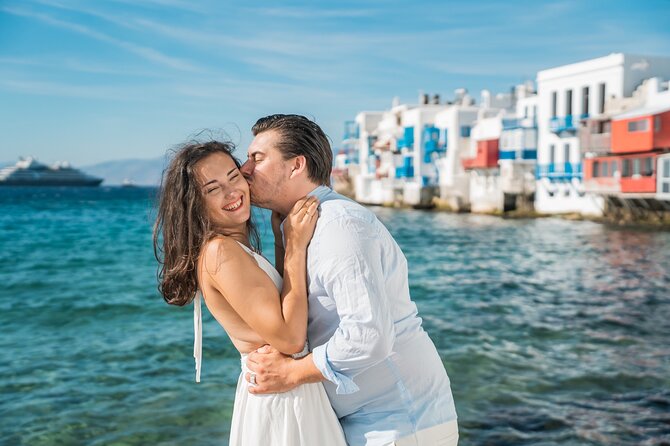 Private Photoshoot in Mykonos With a Professional Photographer - Picturesque Mykonos Settings
