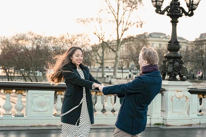 Private Photoshoot in Paris Monuments - Prompt Delivery of Images