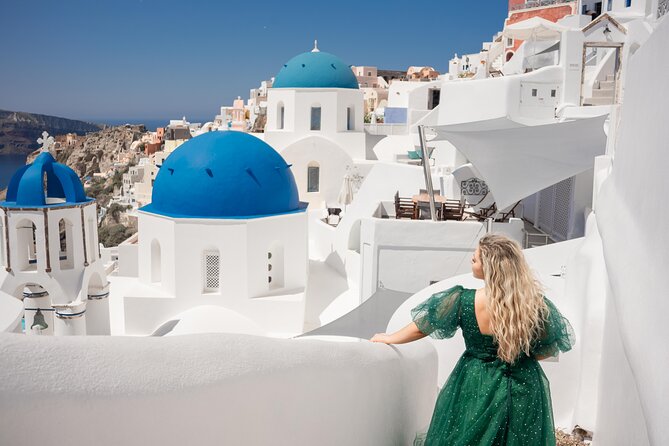 Private Photoshoot in Santorini - Capturing Stunning Vistas in Imerovigli