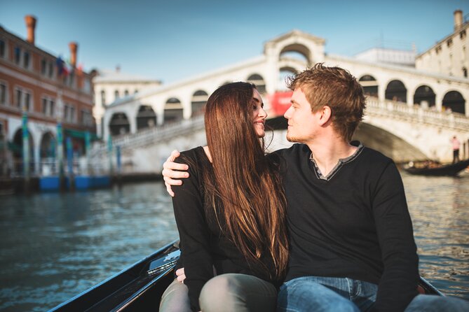 Private Photoshoot on Personal Gondola in Venice - Photographer Profiles and Highlights