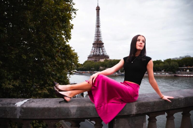 Private Photoshoot Tour Near Your Chosen Famous Landmark - Key Points