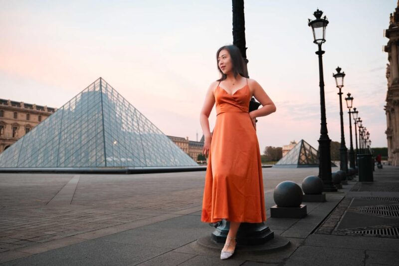 Private Photoshoot Tour Near Your Chosen Famous Landmark - Meeting Point