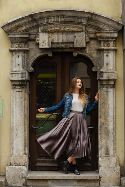 Private Photoshoot Walk Old Town of Graz - Contact Details