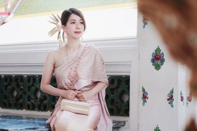 Private Photoshoot With Thai Traditional Dress at Wat Arun - Convenient Meeting and Logistics