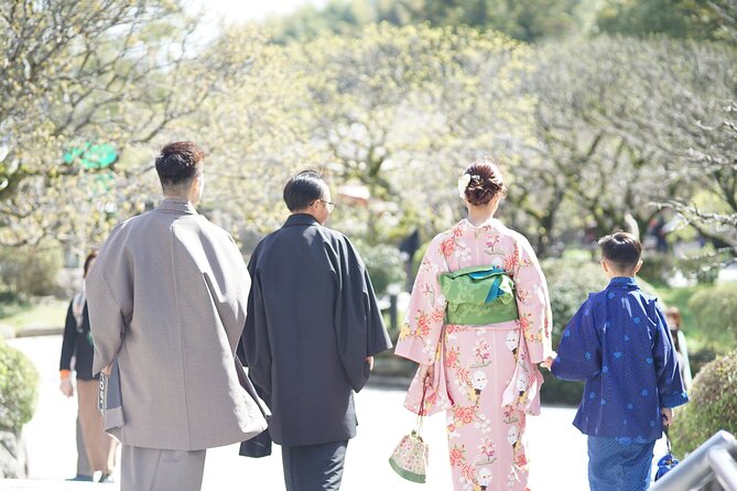 Private Photoshooting Tour in Osaka - Key Points