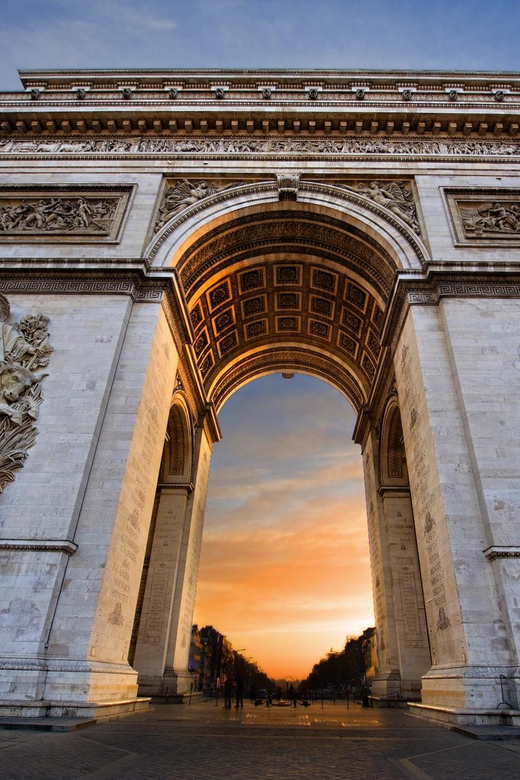 Private Pickup Food and Wine Tasting Walking Tour in Marais - Itinerary Details