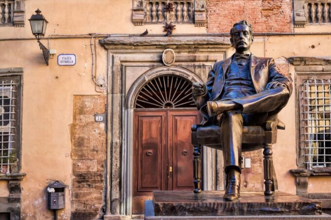 Private Pisa and Lucca Tour and Ticket for the Leaning Tower - Suitability and Accessibility