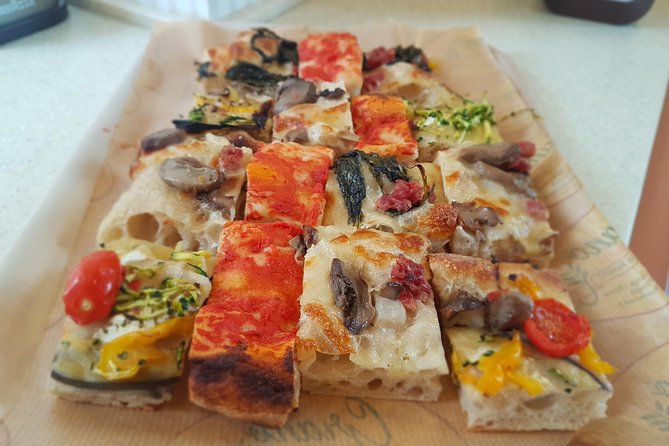 Private Pizza and Gelato Walking Tour in Rome - Exploring Trastevere