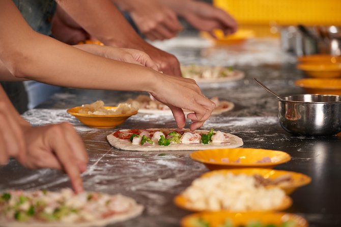 Private Pizza & Tiramisu Class at a Cesarinas Home With Tasting in Treviso - Key Points