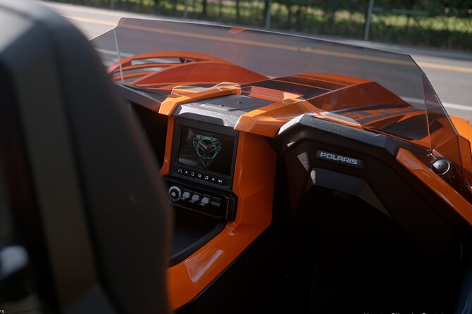 Private Polaris Slingshot Self-Guided Tour in Yankees Tavern - Key Points