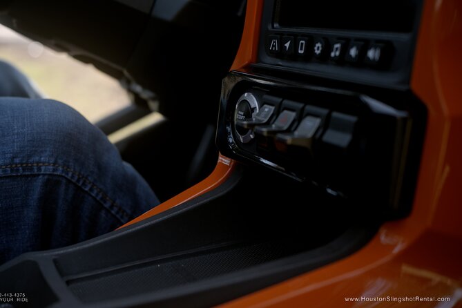 Private Polaris Slingshot Self-Guided Tour in Yankees Tavern - Tour Duration