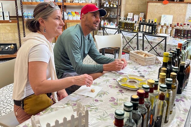 Private Pompeii Tour With Lunch and Olive Oil Factory Experience - Exploring Pompeii