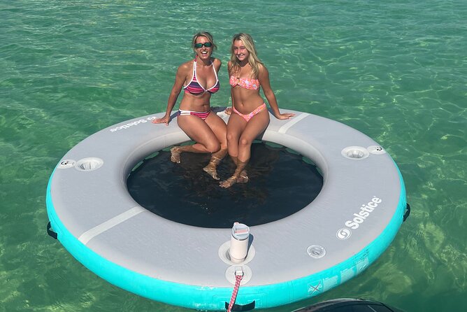 Private Pontoon in Crab Island With Captain - Captains Knowledge and Responsiveness