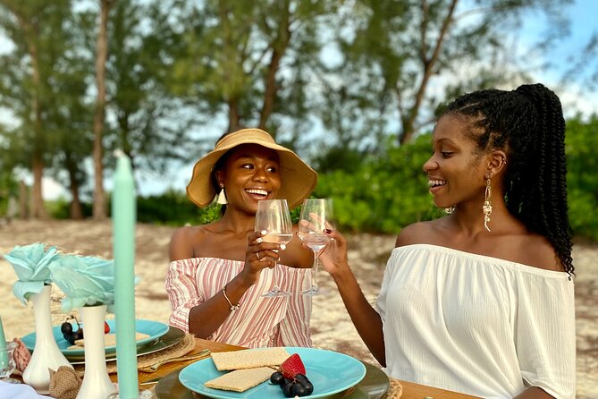 Private Posh Picnic on Nassaus Beach - Customization Options
