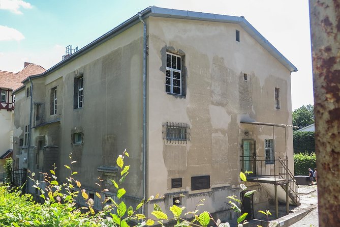 Private Potsdam City Tour in an Authentic Vintage Van - Tour Inclusions and Accessibility