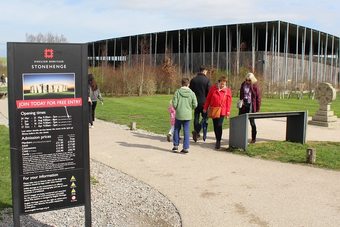 Private Pre Cruise Excursion Transfer London to Southampton Port Via Stonehenge - Enhancing Cruise Journey Experience