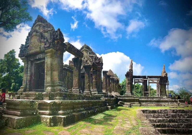 Private Preah Vihea and 2 Temples Guided Tour - Good To Know