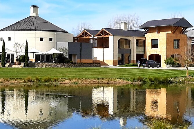 Private Prestigious Wine Tour in Napier - Meeting and Pickup