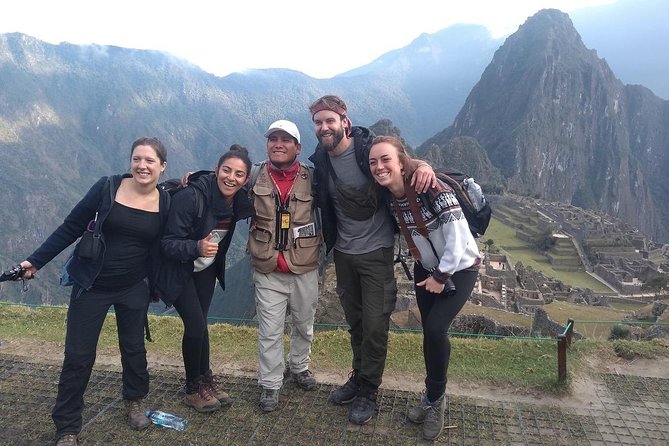 Private Professional Guide in Machupicchu From Aguas Calientes. - Accessibility and Participation