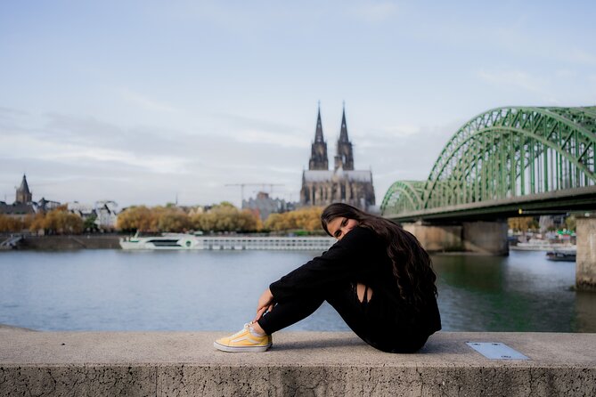 Private Professional Holiday Photoshoot in Cologne - Capturing Memorable Moments