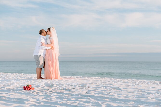 Private Professional Holiday Photoshoot in Destin - Large Group Accommodations