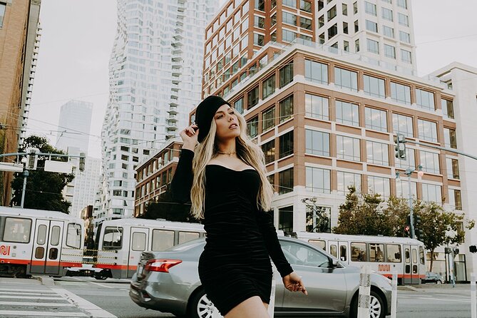 Private Professional Holiday Photoshoot in Seattle - Meeting Location