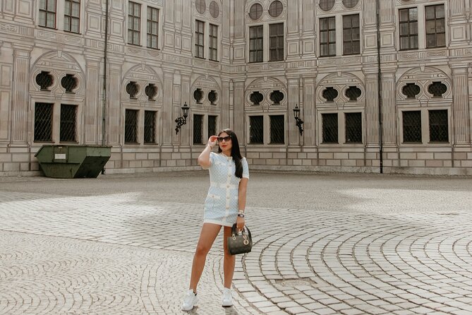 Private Professional Holiday Photoshoot in Vienna - Included Services and Pricing