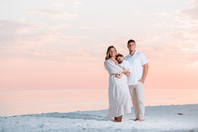 Private Professional Holiday Photoshoot in Virginia Beach - Meeting and Pickup Arrangements