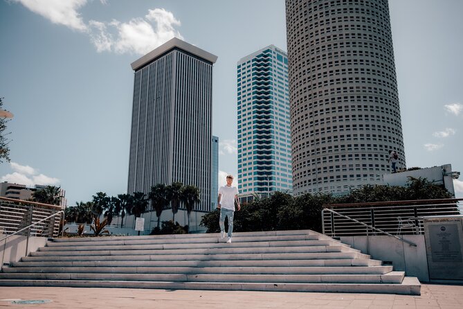 Private Professional Photoshoot in Chicago - Key Points