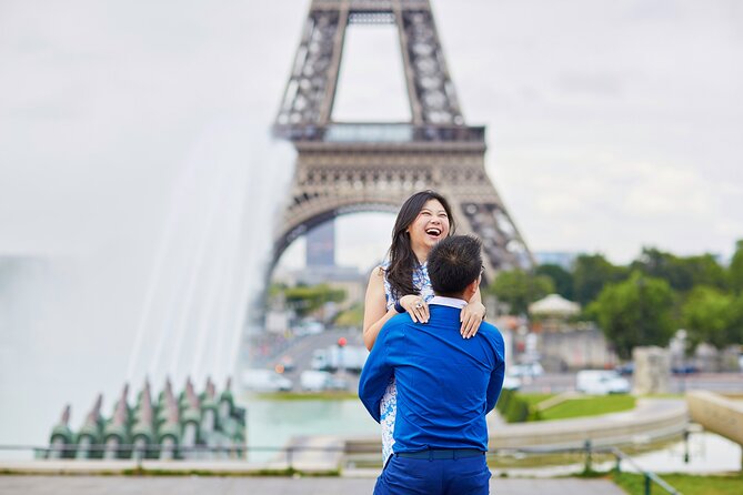 Private Proposal Photoshoot in Paris - Meeting Point and Accessibility