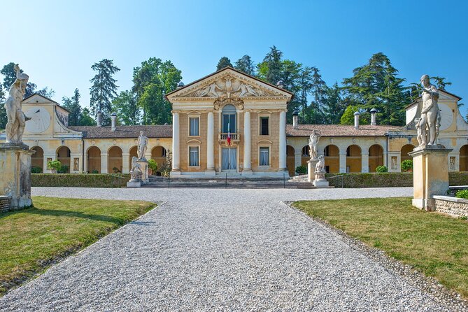 Private Prosecco Wine, Charming Villages and Palladian Villa Day Tour - Personalized Experience