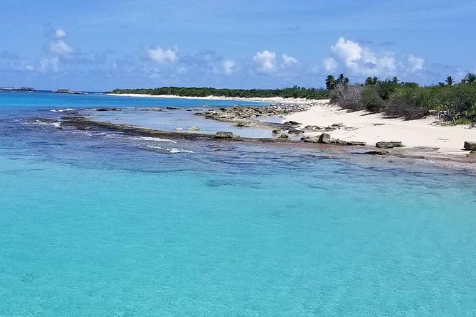 Private Puerto Rico Sail Adventure With Open Bar & Appetizers - Yacht Specifications and Capacity