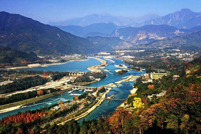 Private Qingcheng Mountain and Dujiangyan Irrigation System Tour From Zhuhai - Transportation and Pickup