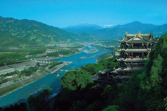 Private Qingcheng Mountain and Dujiangyan Irrigation System Tour From Zhuhai - Dujiangyan Irrigation System