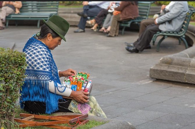 Private Quito City Tour, Equator Line and Pululahua Volcano - Meeting and Pickup