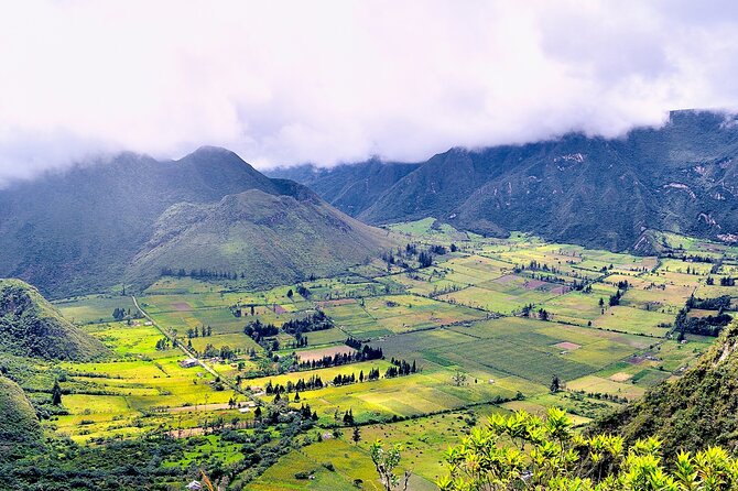 Private Quito City Tour, Historical Center, Equator Museum, and Pululahua Crater - Pickup and Transportation
