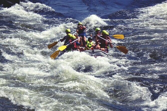 Private Rafting on the Minho River - Meeting and Pickup