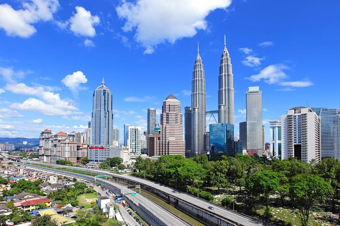 Private Return Transfer : Kuala Lumpur Airport (Arrival and Departure) - Meeting and Pickup Information