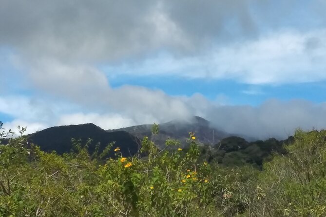Private Rincón De La Vieja Hike and Hot Springs - Exploring the Hot Springs