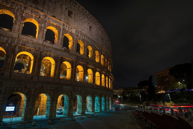 Private Rome Photography Walking Tour With a Professional Photographer - Capturing Perfect Shots