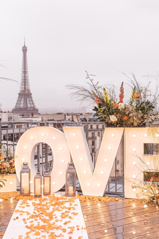 Private Rooftop/ Lgbtqia+ Proposal in Paris & Photographer - Proposal Setting
