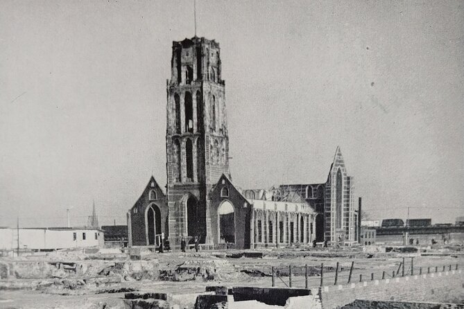 Private Rotterdam World War II and the Reconstruction Walking Tour - Navigating the Fire Boundary