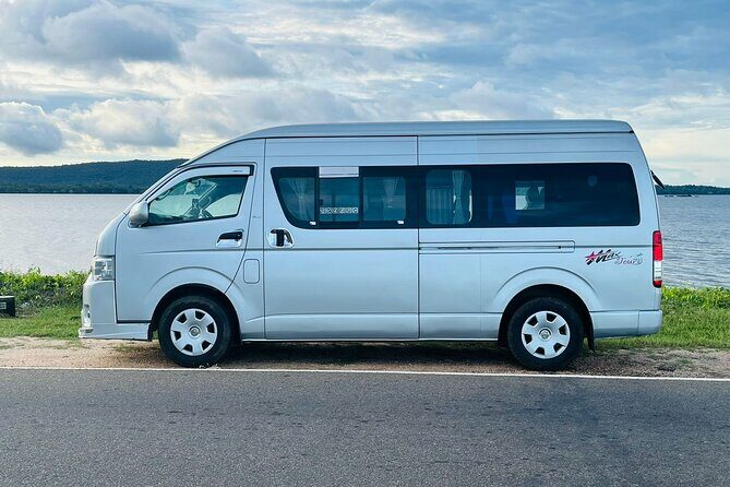 Private Round Tour in Sri Lanka with Vehicle - The Experience: What You Can Expect