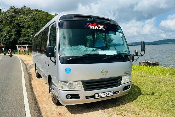 Private Round Tour in Sri Lanka with Vehicle - Frequently Asked Questions