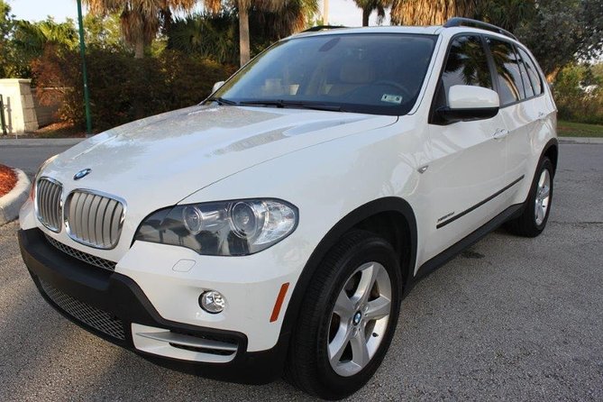Private Round Trip Airport (UVF) Transfer: Luxury SUV - Pricing and Booking