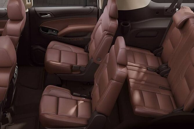 Private Round Trip: BOSton Airport BOS to BOSton by Business or Luxury Vehicle - Key Points