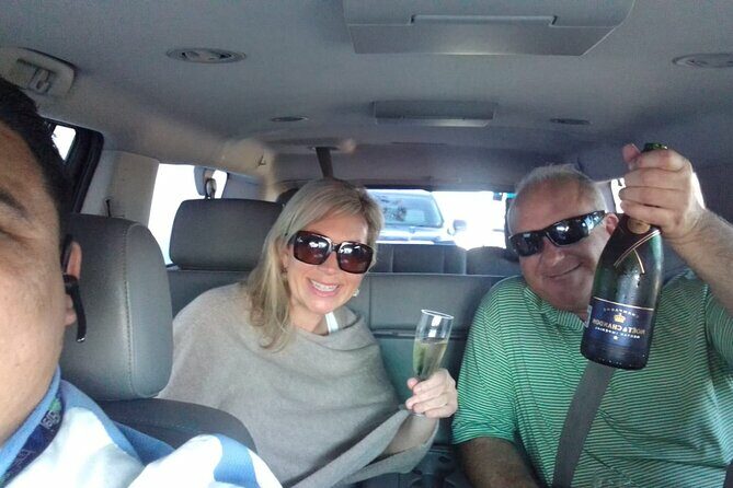 Private Round-Trip from Airport to Hotels to San Jose Area zone 1 - Arriving in Los Cabos: What to Expect