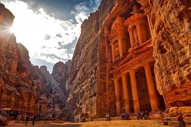 Private Round Trip From Amman - Madaba - Nebo - Petra - Communicating With the Driver and Service